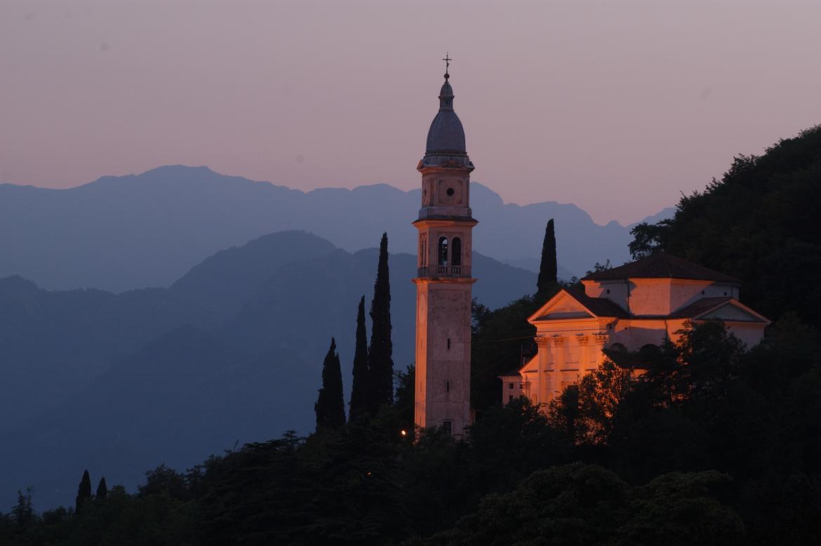 Immagine: Santuario_notturna