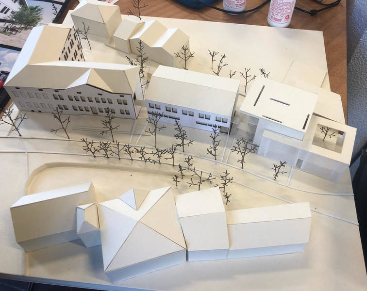 Immagine: Plastico Piazza